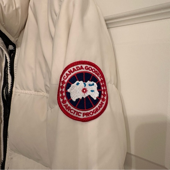 Canada Goose HyBridge Down Jacket - cream with black zippers - Picture 3 of 11